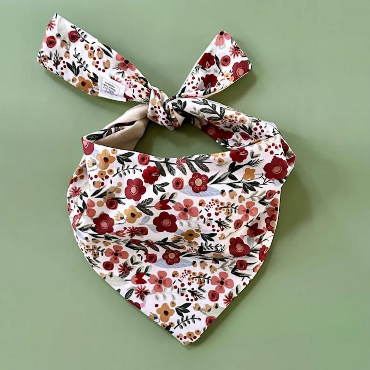 Chic Floral Dog Bandana for Stylish Pups - American Bark Bliss