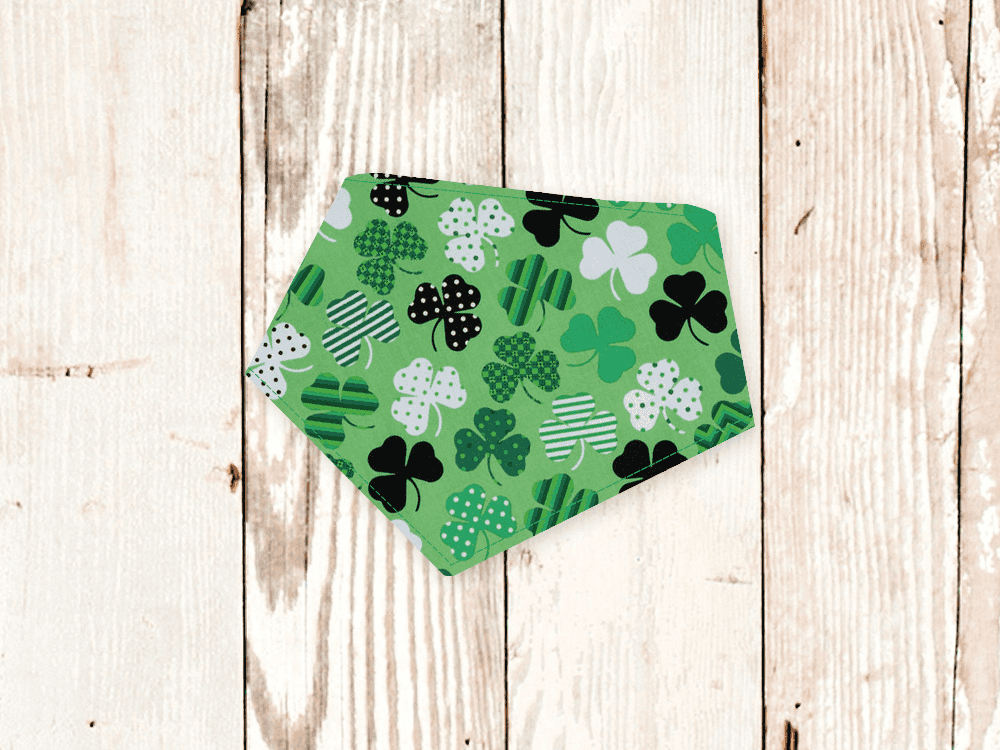 "Green Shamrocks" Dog Bandana - American Bark Bliss